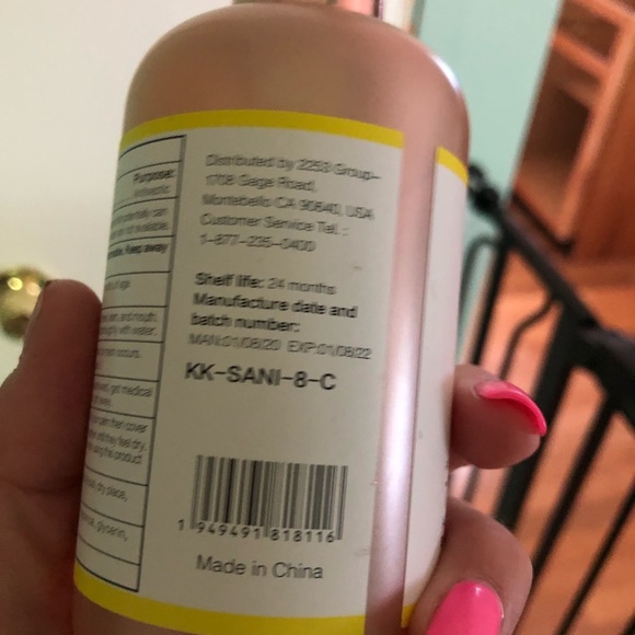 Kendall & Kylie set of 3 skincare bundle Must bundle - Picture 2 of 16